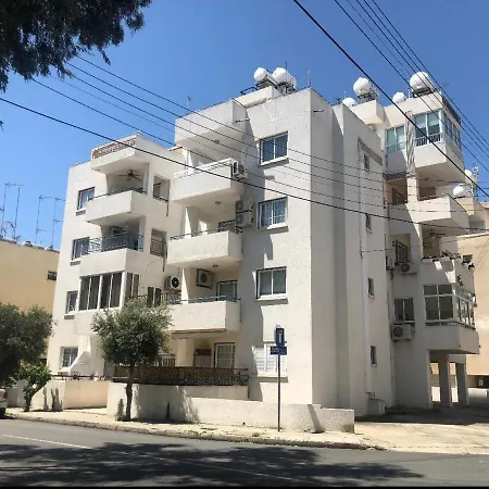 Horizon Hidden Gem 2 Bedroom Apt - Walk To The Beach Apartment *