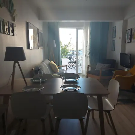Horizon Hidden Gem 2 Bedroom Apt - Walk To The Beach Larnaca