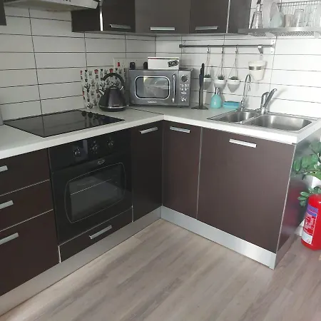 Horizon Hidden Gem 2 Bedroom Apt - Walk To The Beach Larnaca